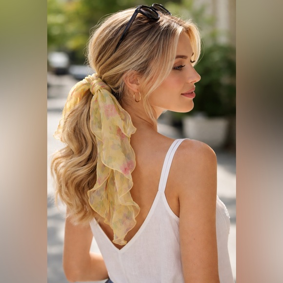 Ralph Lauren 100% Silk Lavender Floral Twilly - Picture 5 of 5